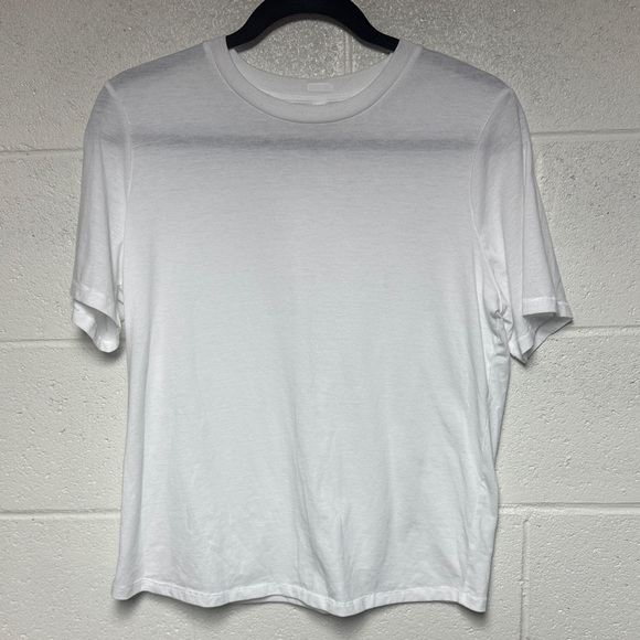 SKIMS Tops - SKIMS White Short Sleeve Tee